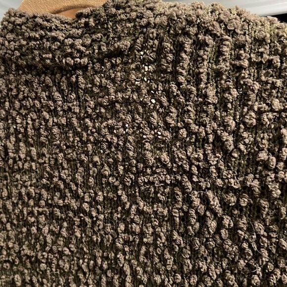 Sz M, Bobeau Olive Green Textured Popcorn Open Cardigan w pockets P2P=19.5“ - Picture 6 of 7